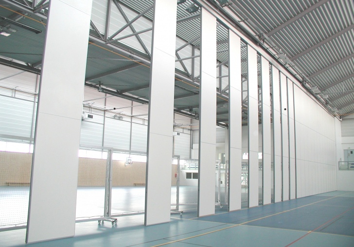 Cloisons mobiles — gymnase